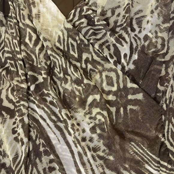 SOLO MODA safari animal print surplice ruched faux wrap sleeveless top medium - Picture 5 of 12